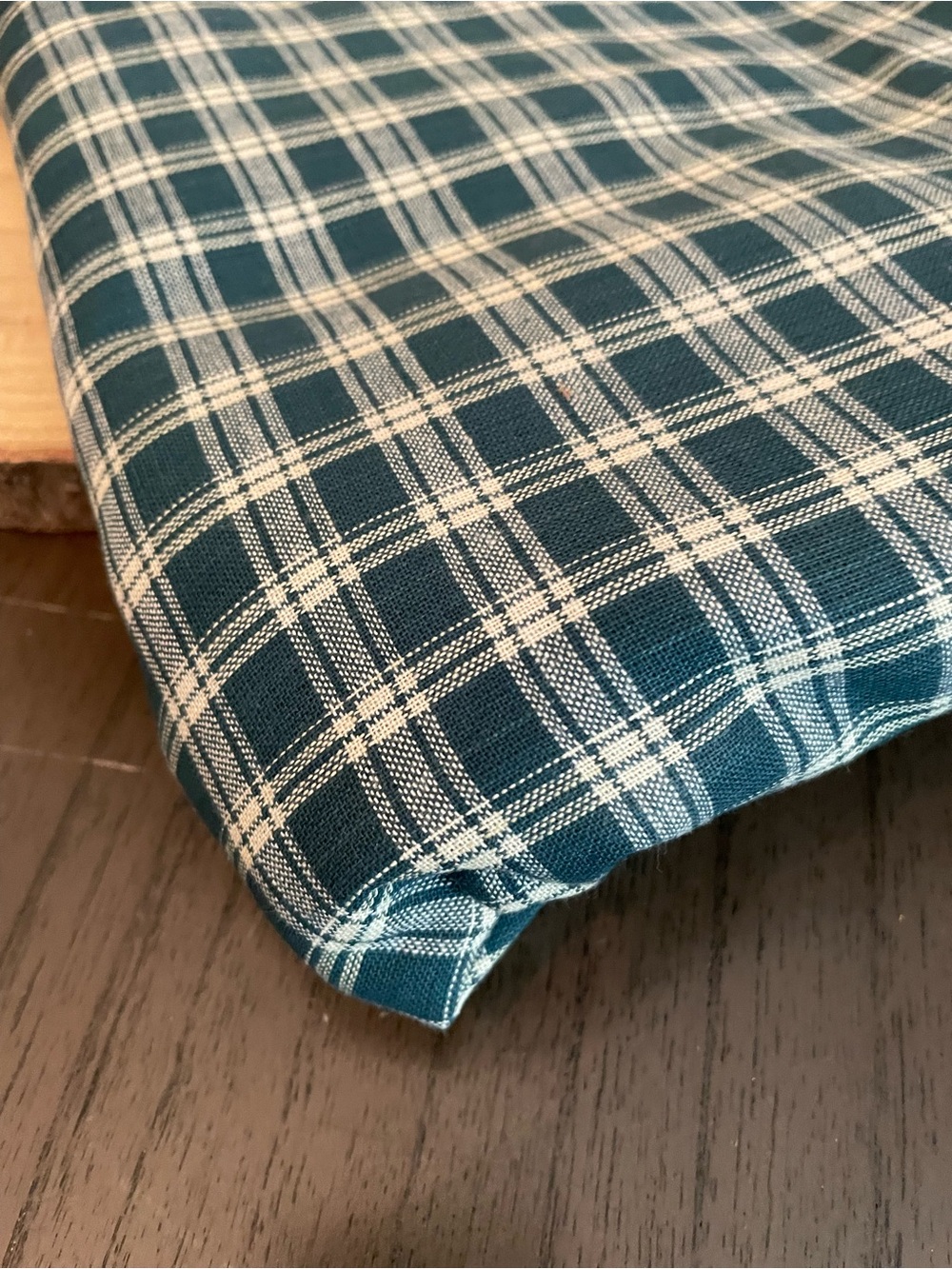 Green and white plaid fabric 2 yards approximately - Picture 2 of 2